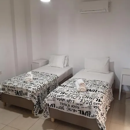 Yippee! At Ermou Square Amazing Location View Apartment Larnaca Exterior photo